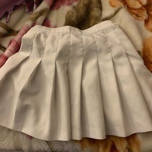 american eagle tennis skirt